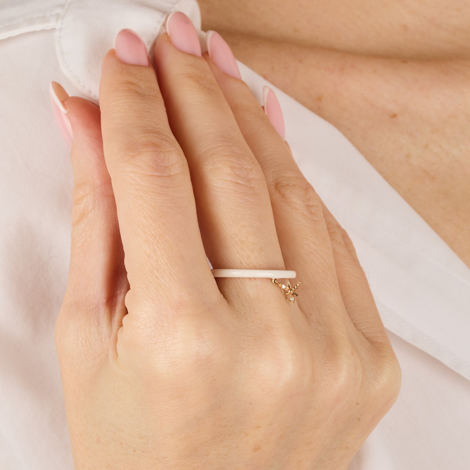 Blanche / Bague Libéllule en Or rose 14K sertie de diamant - Blanche