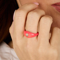 Rose fluo / Bague Art Deco Poire en Or rose 18K sertie de diamants - Rose fluo