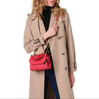 Ninon S flap bag in leather - Rouge Baiser