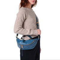 Sac porté croisé zippé Origami S en cuir lisse - Bleu Vague