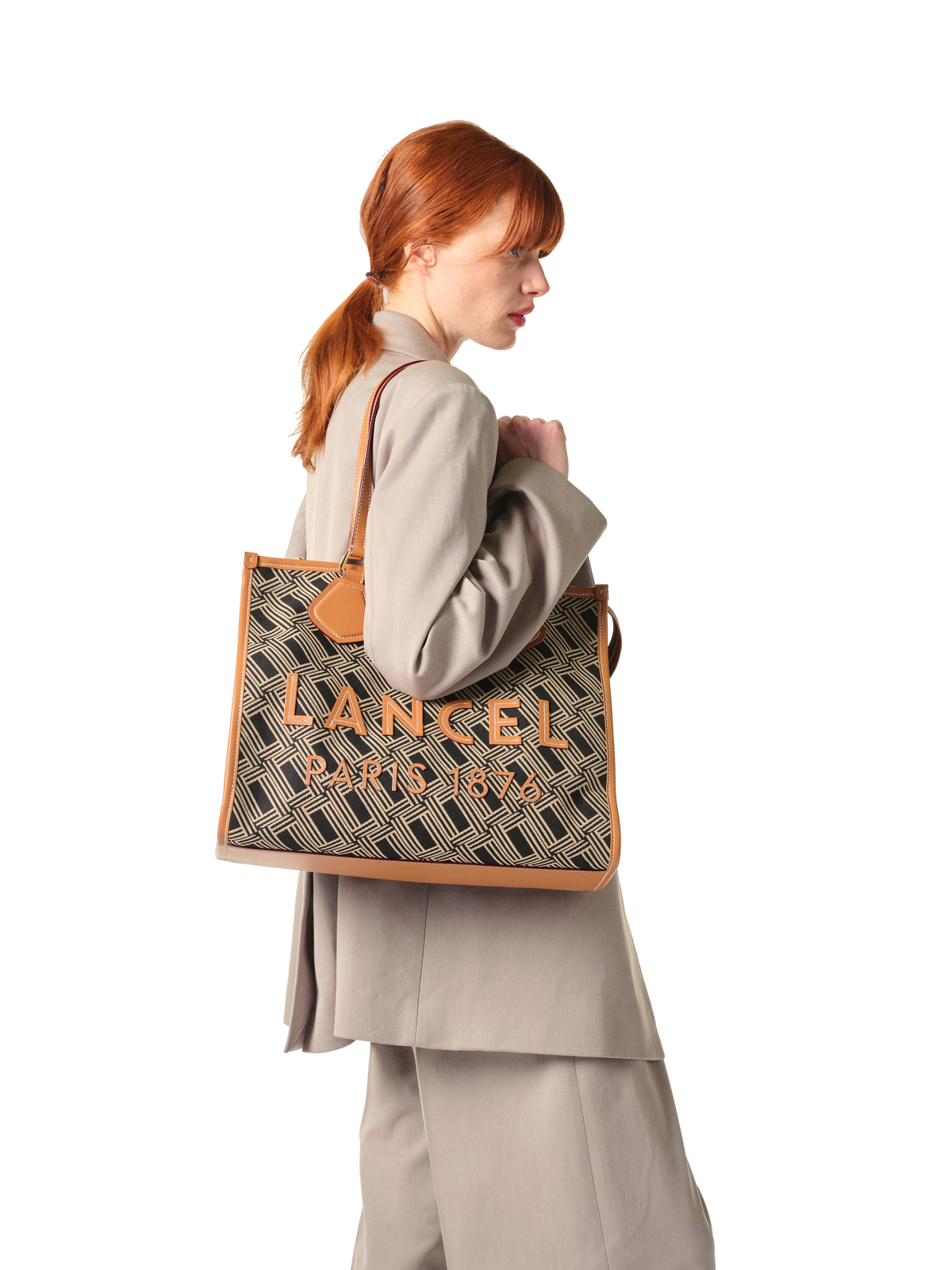 PRIX ARL : 295 // LANCEL TOTE - SAC CABAS ZIPPE L
