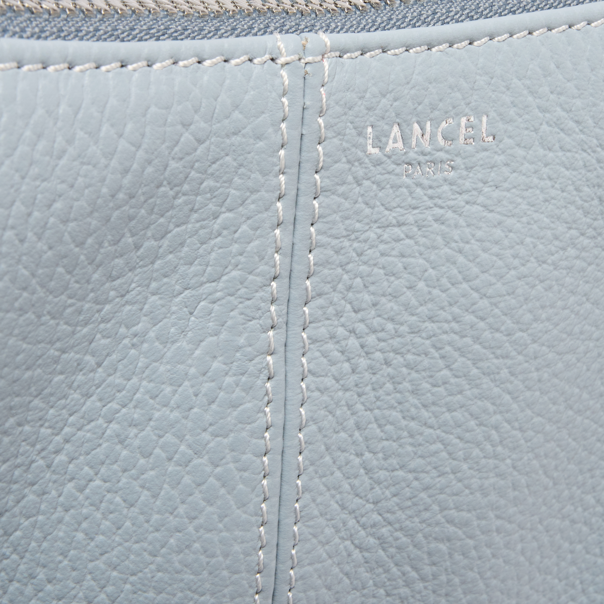 PRIX ARL : 245 // VICTOIRE DE LANCEL - SAC HOBO ZIPPE M