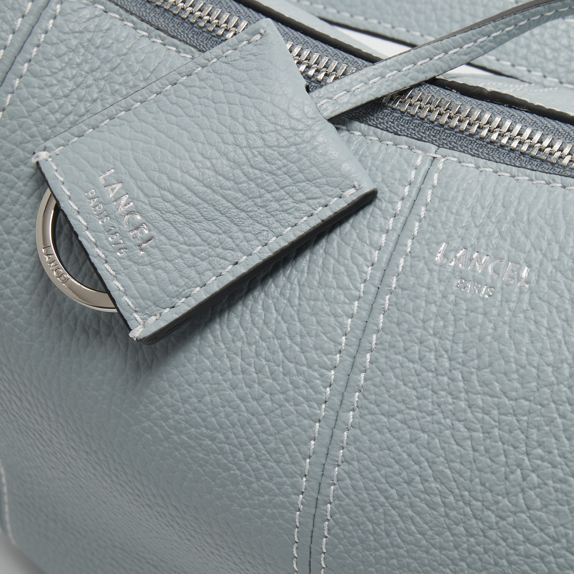 PRIX ARL : 245 // VICTOIRE DE LANCEL - SAC HOBO ZIPPE M