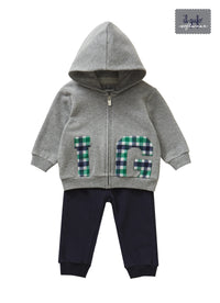 2-piece outfit with lettering
