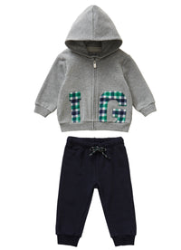 2-piece outfit with lettering