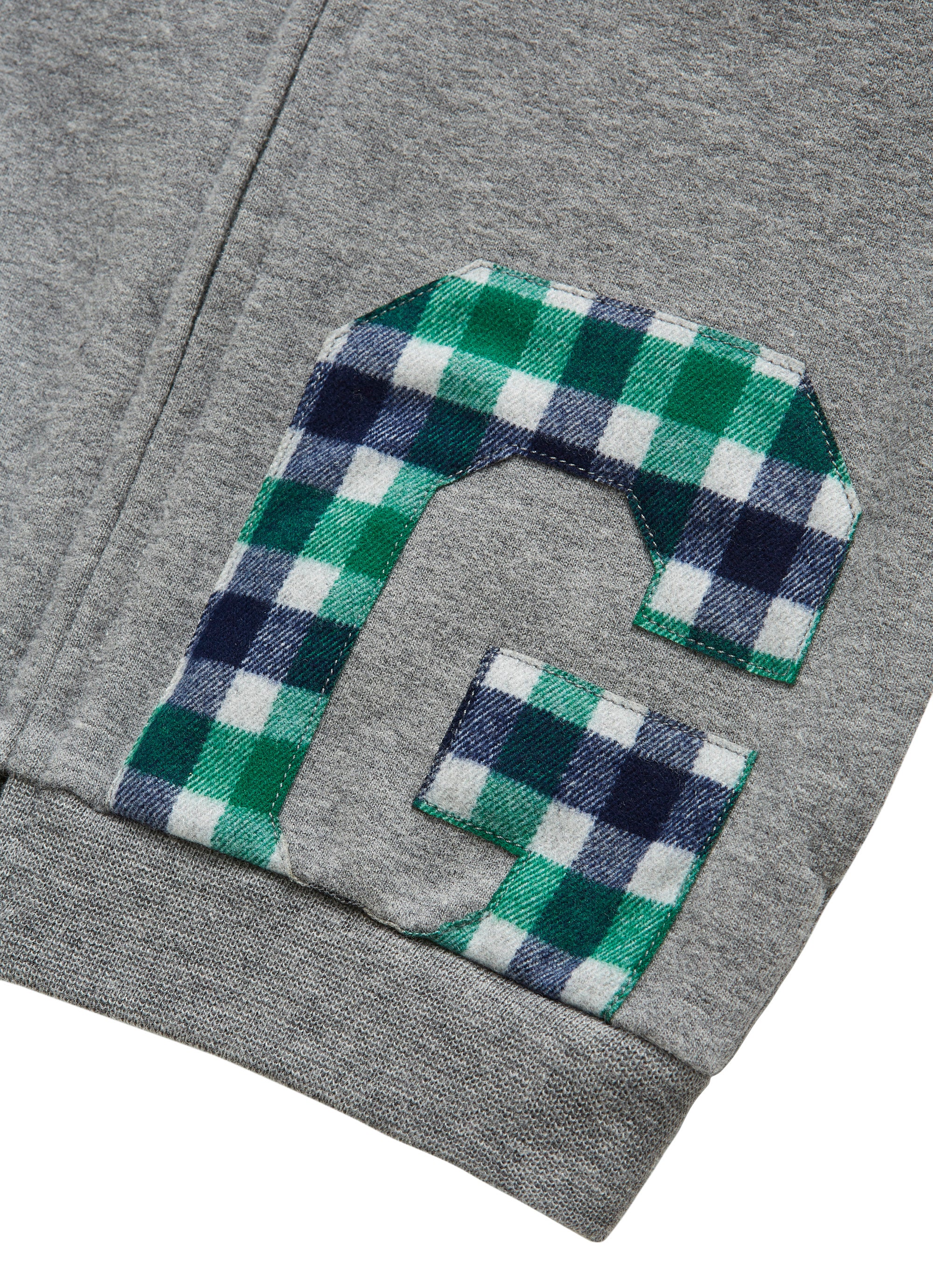 2-piece outfit with lettering