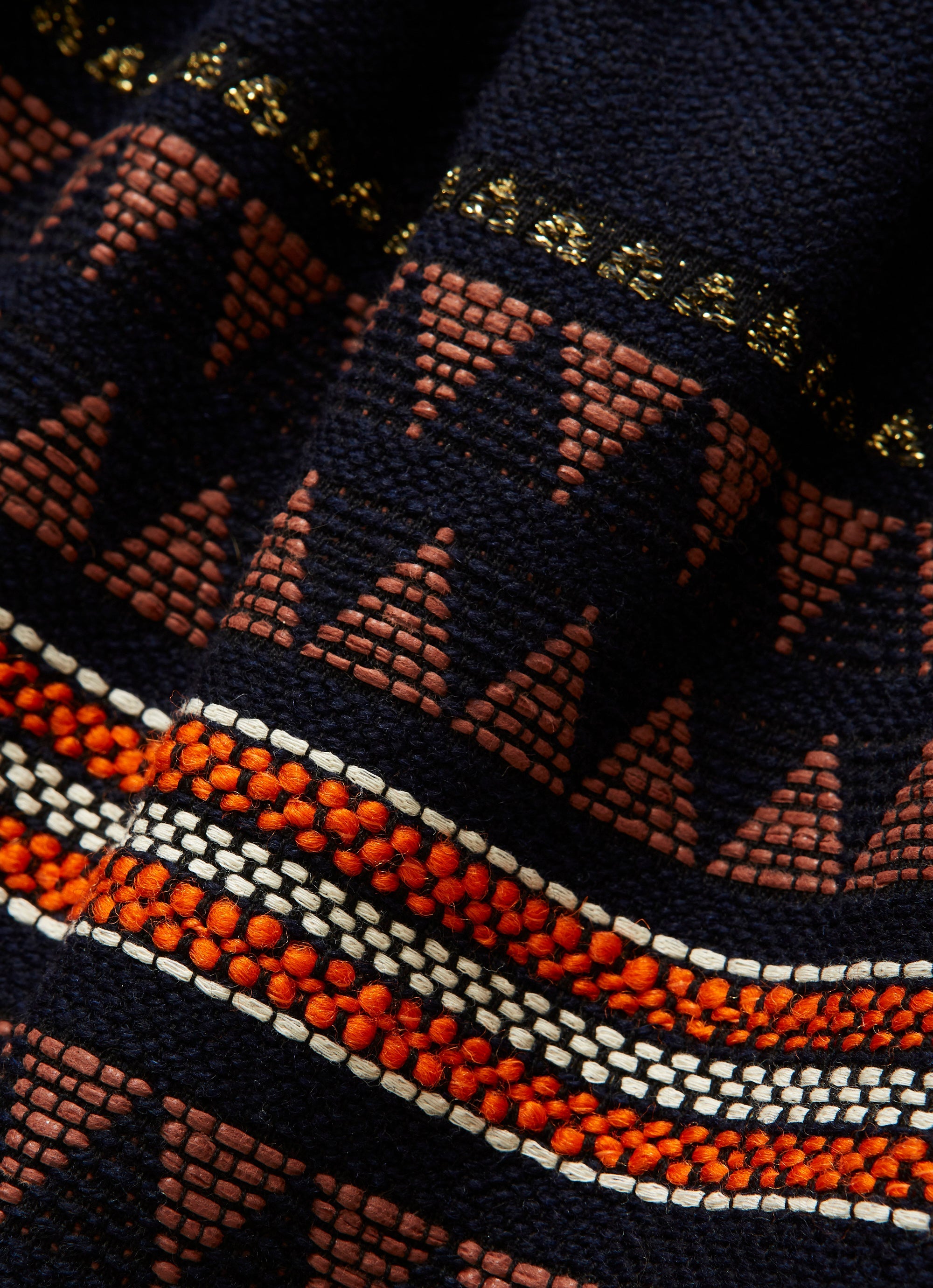 Balloon skirt with ethnic designs