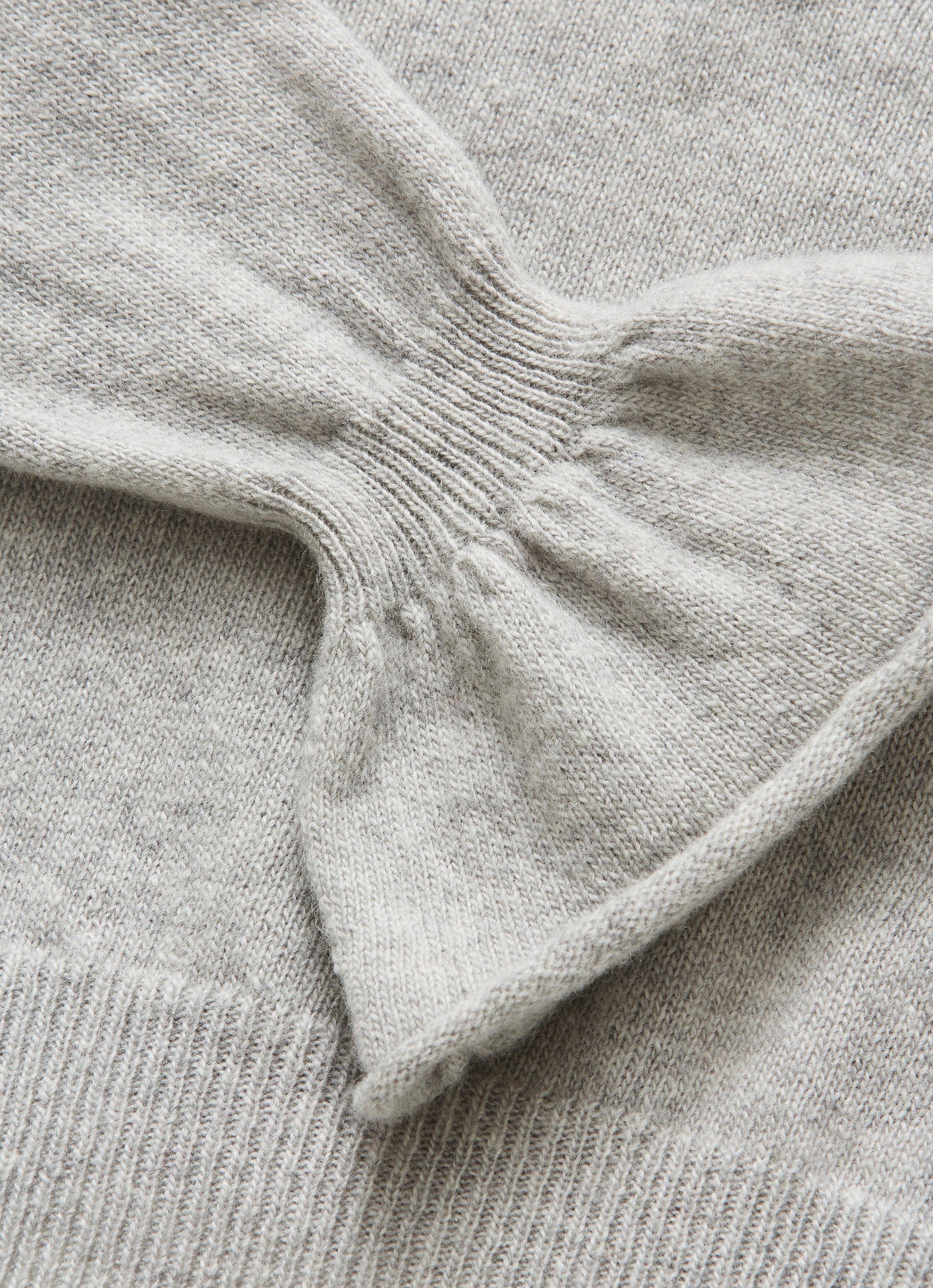 Crop tricot jumper with tulip sleeves