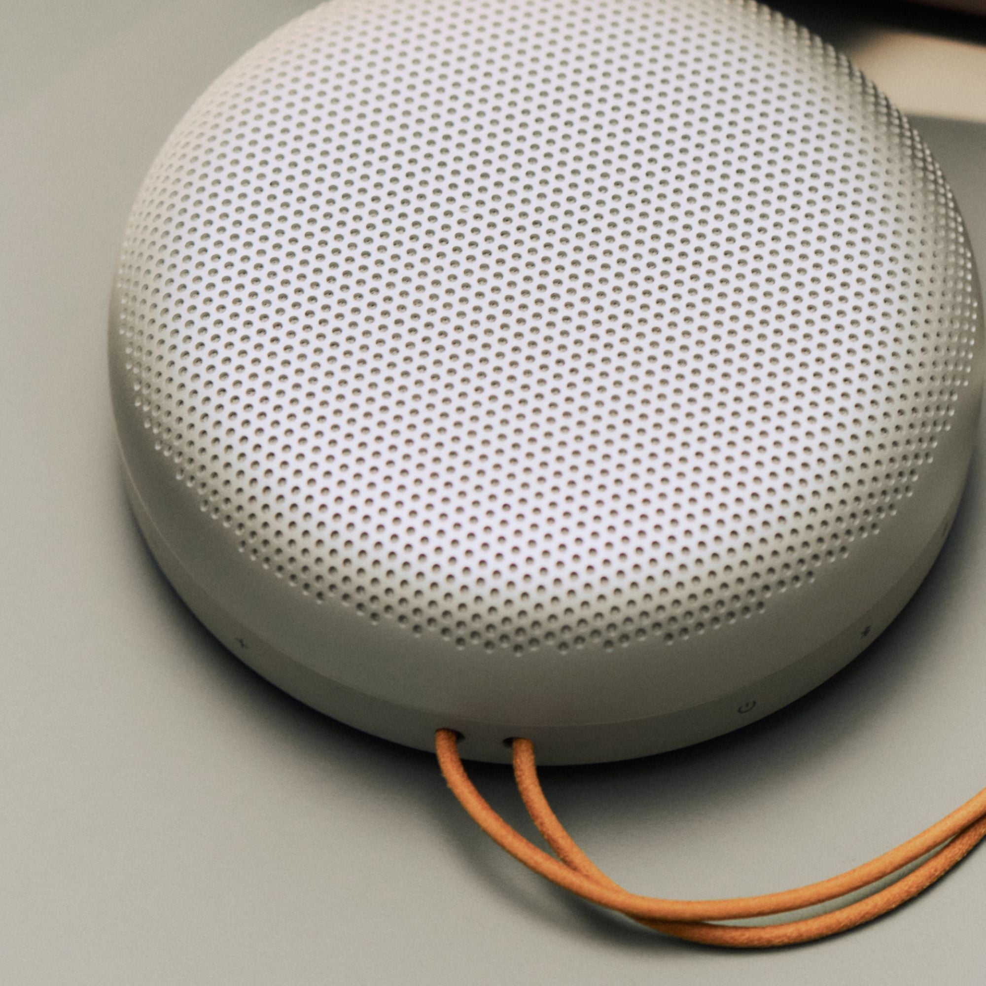 Enceinte bluetooth portable compacte Beosound A1 3ième Gen - Aluminium naturel
