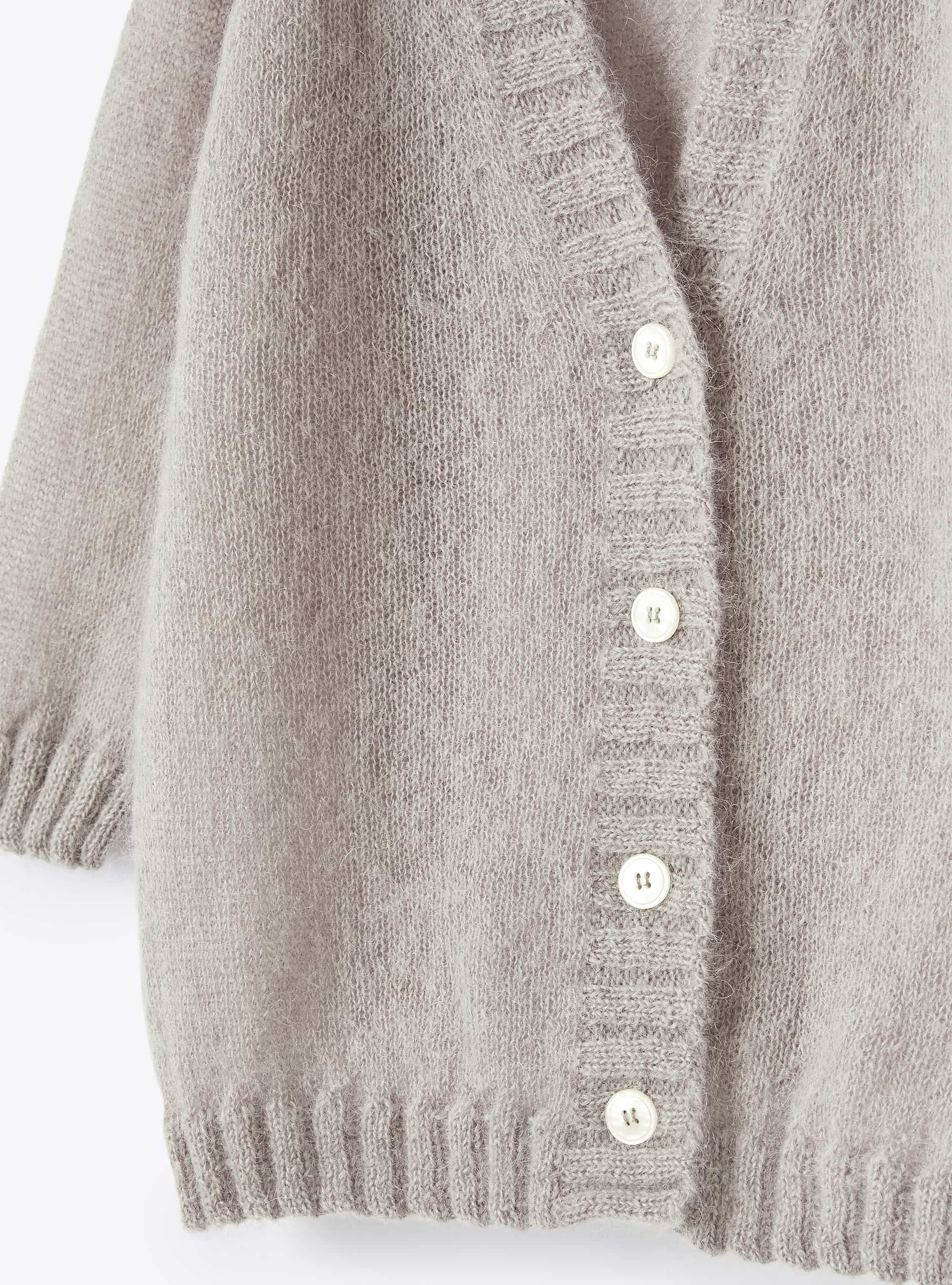 Cardigan in mohair dal design lungo