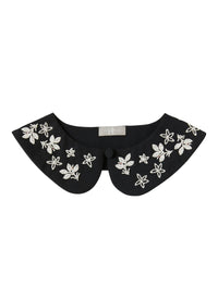 Embroidered collar in Sensitive Fabric