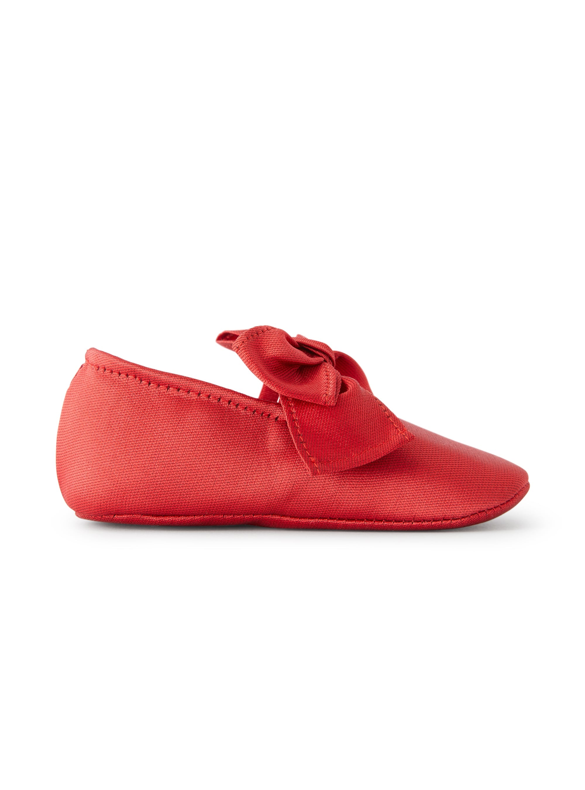 Baby girl’s shoes in mikado