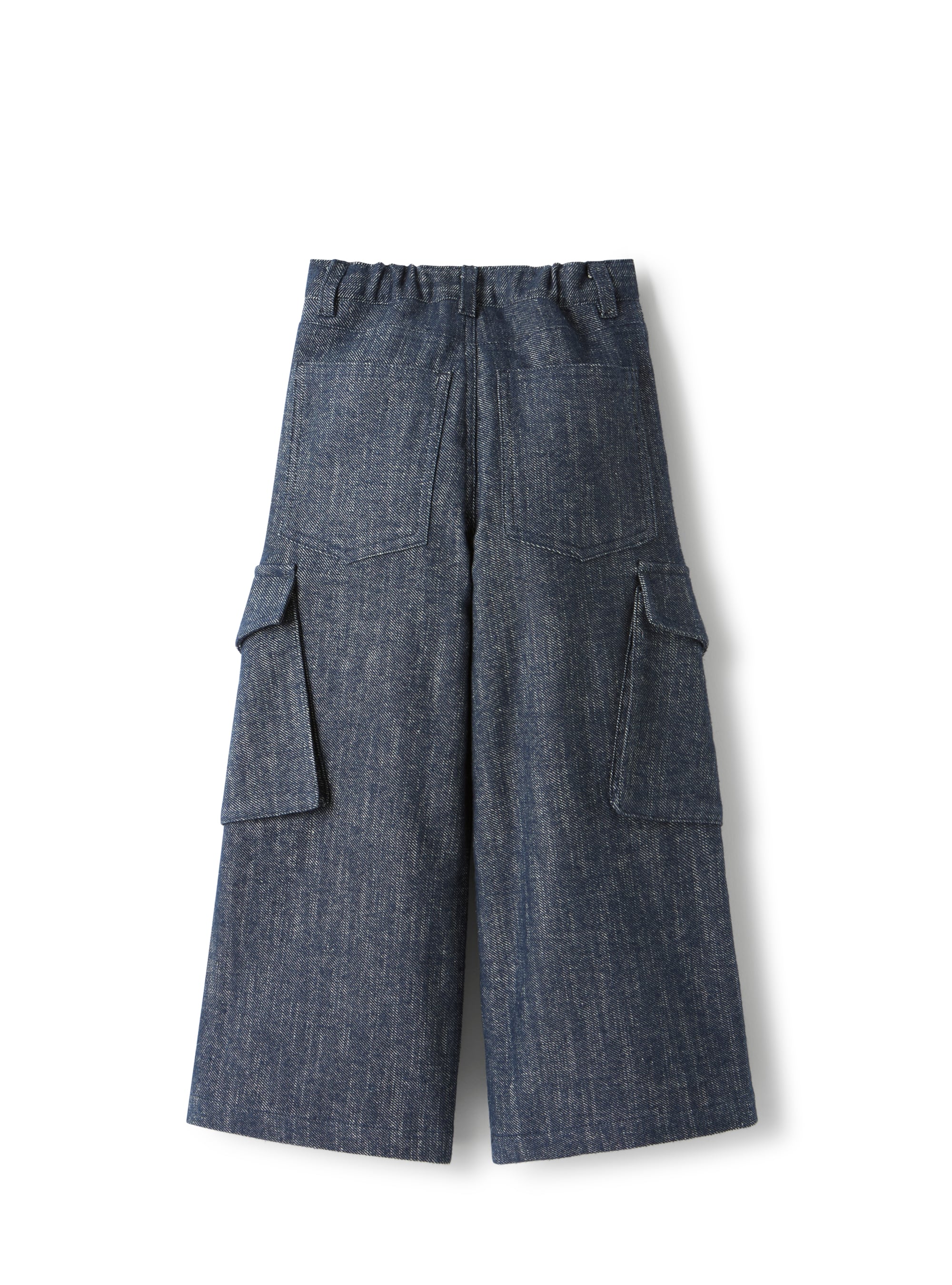 Cargo pants with wide legs