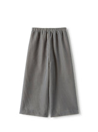 Wide-leg pants in smooth velvet