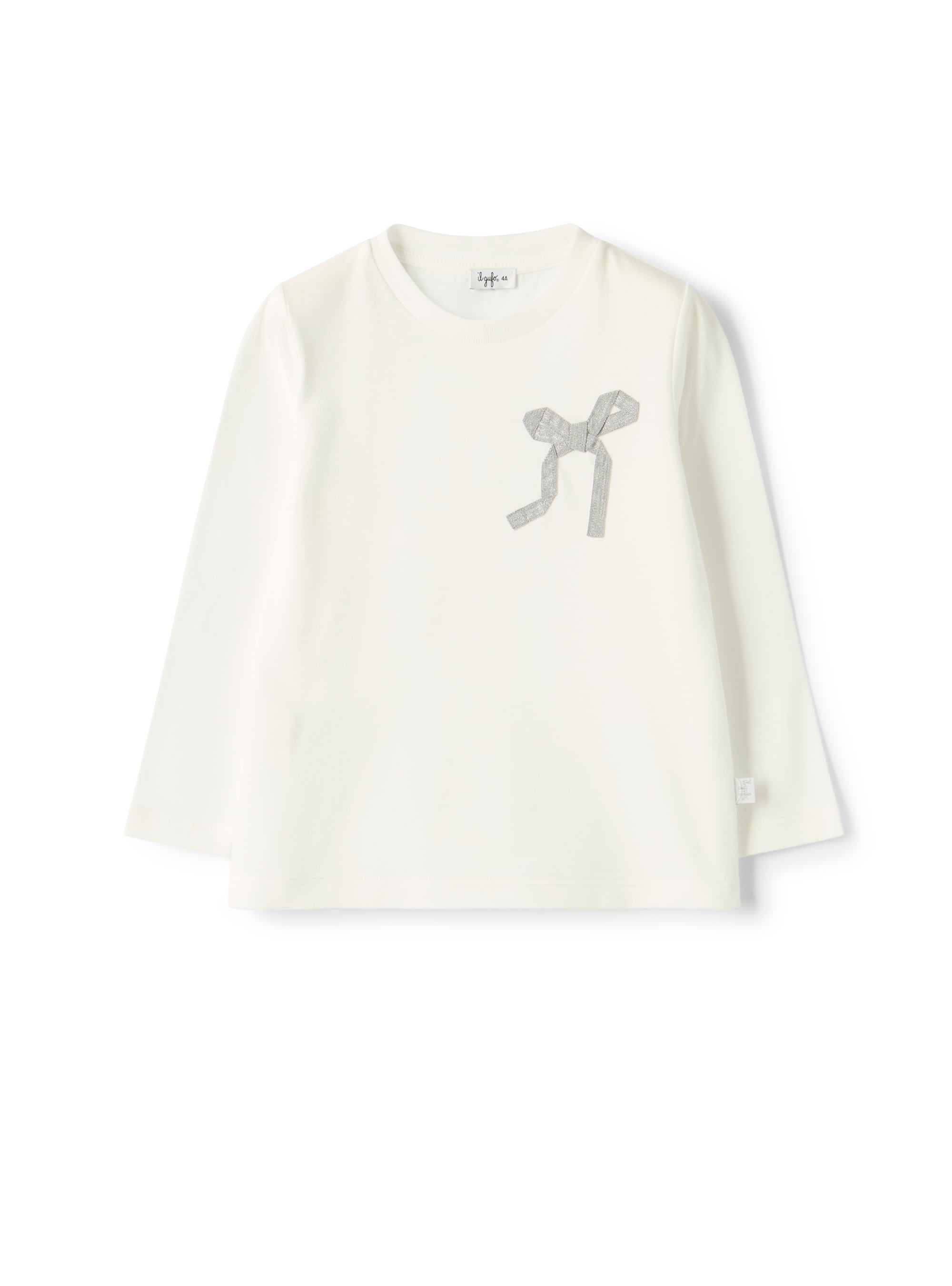 T-shirt with an appliqué heart