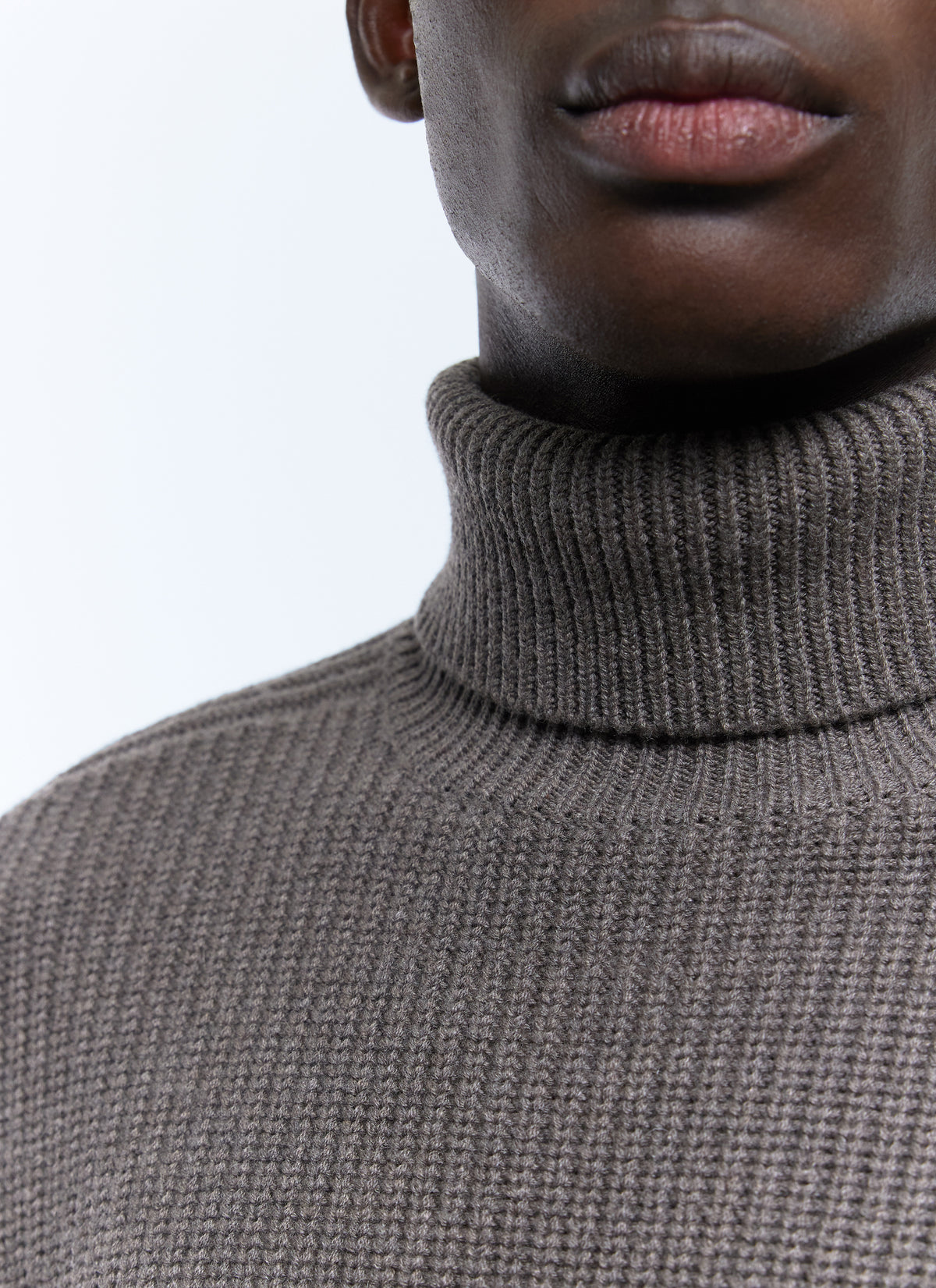 Taupe Pull - Taupe