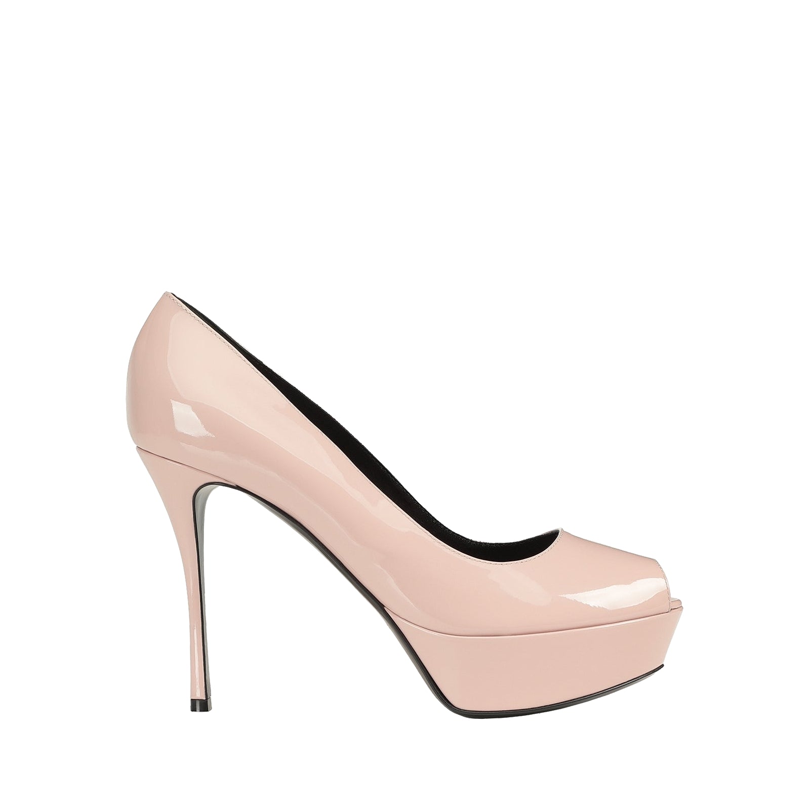 200€   Blunt Heel