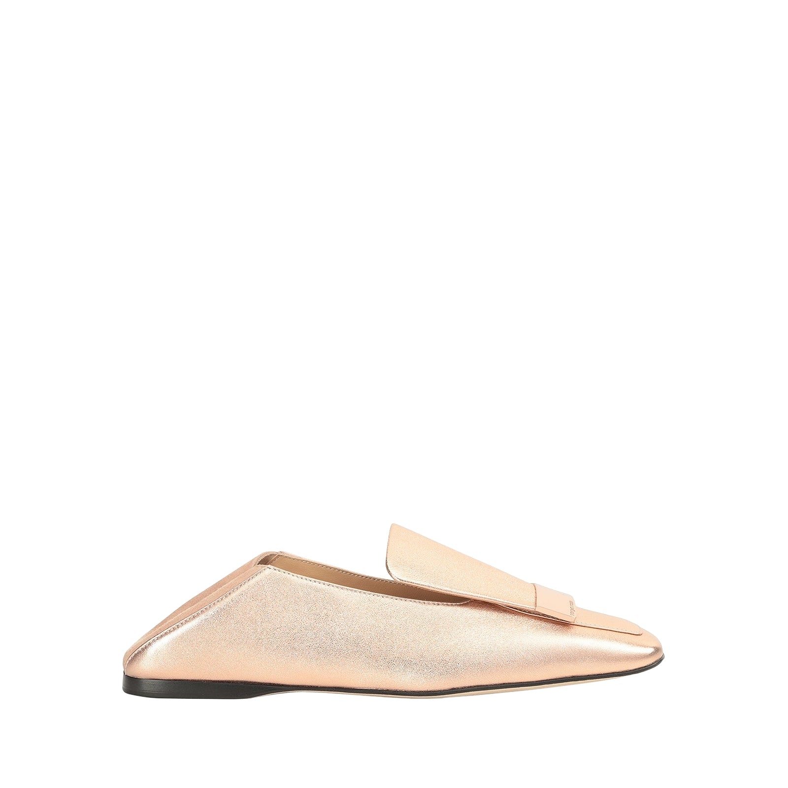 195€   Flat Closed Toe