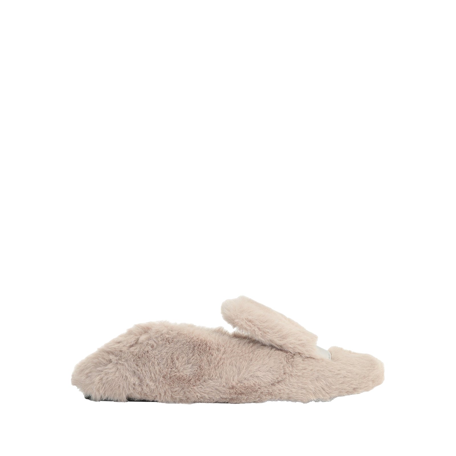 195€   Flat Closed Toe