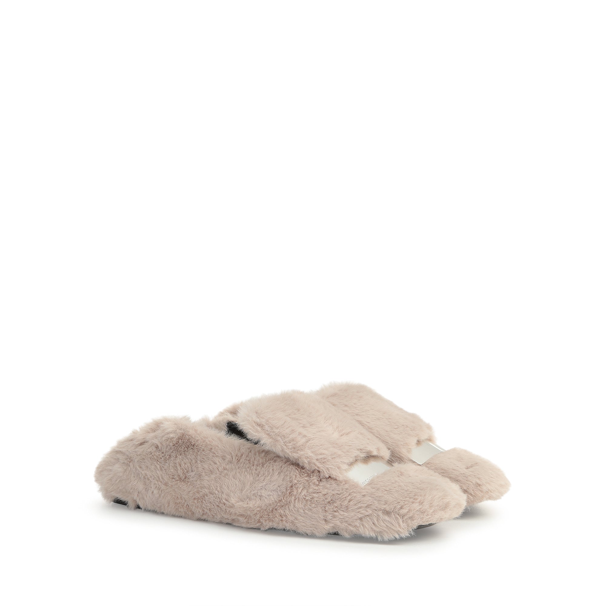 195€   Flat Closed Toe
