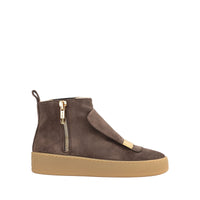 270€   Sneaker