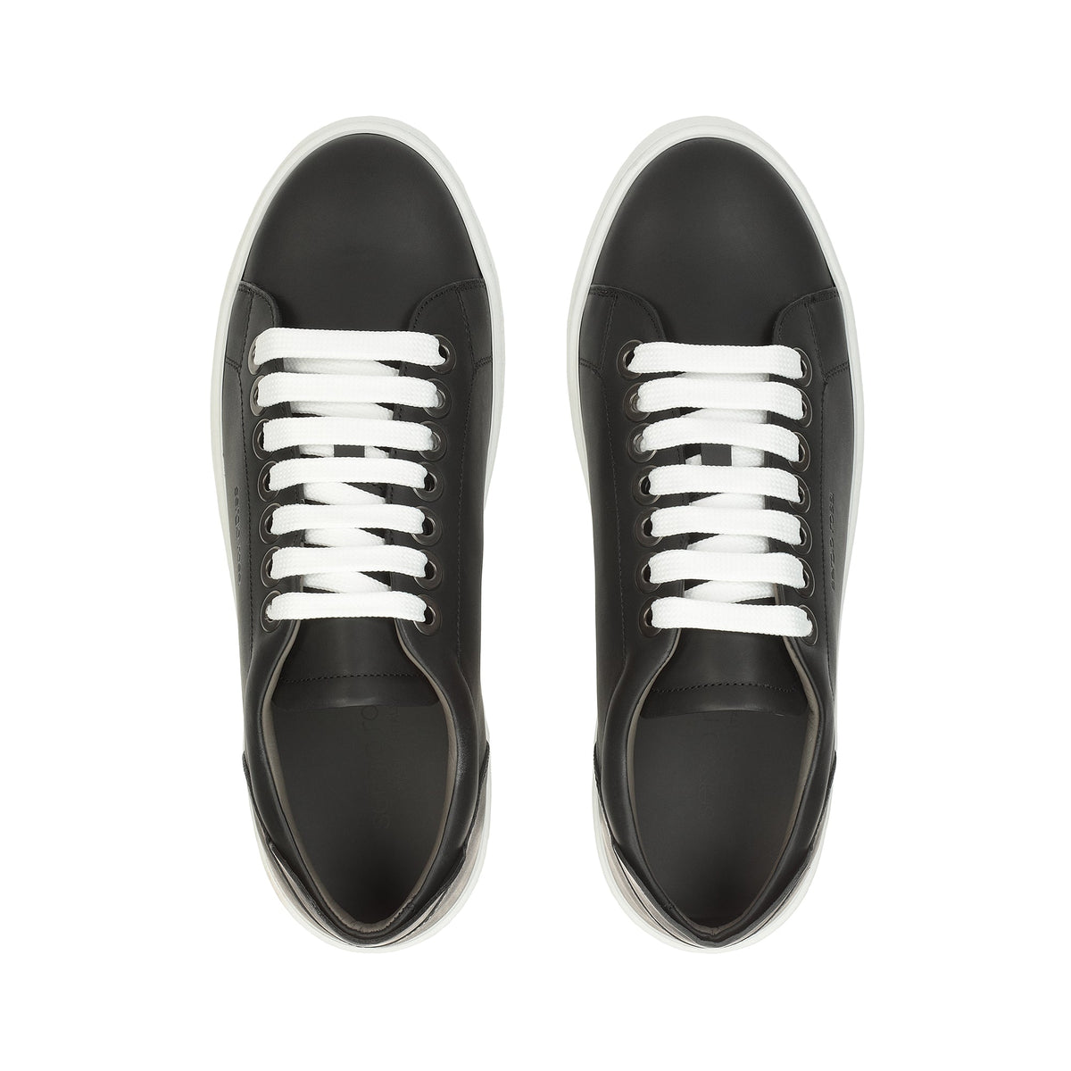 HOMMAGE AUX SNEAKERS SR1 ADDICT