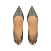 225€   Pump