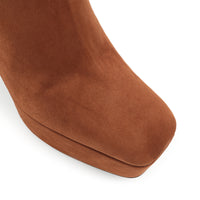BOTTINES EN DAIM ROUGE