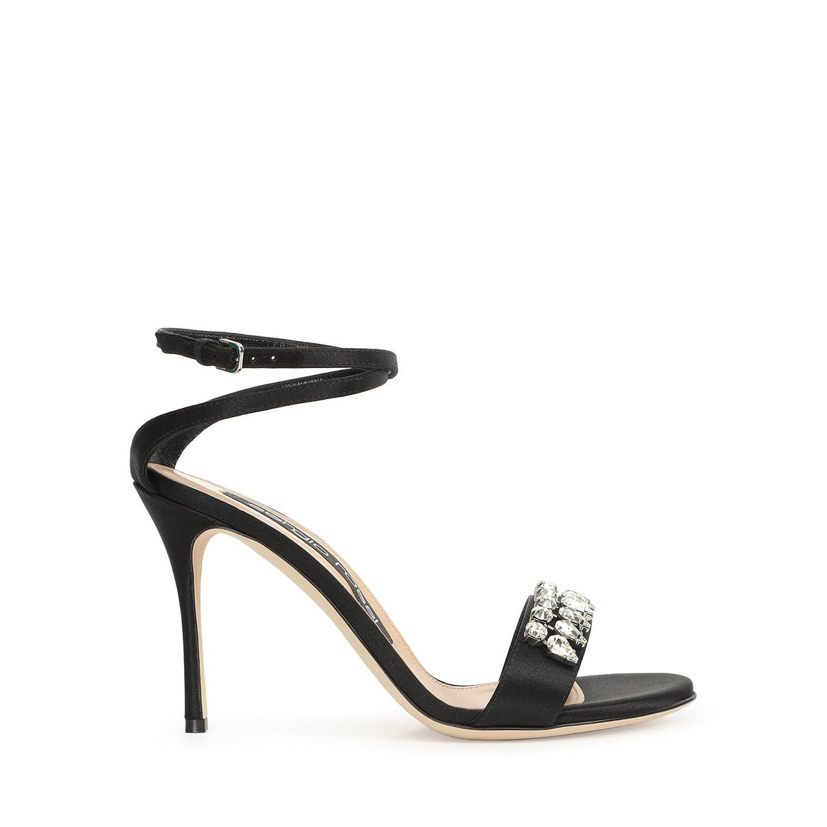 SANDALES EN SATIN EN CRÊPE GODIVA + BRODERIE DE CHAÎNE STRA