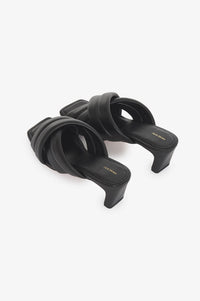 1qty NEW / CADE SANDALS - BLACK