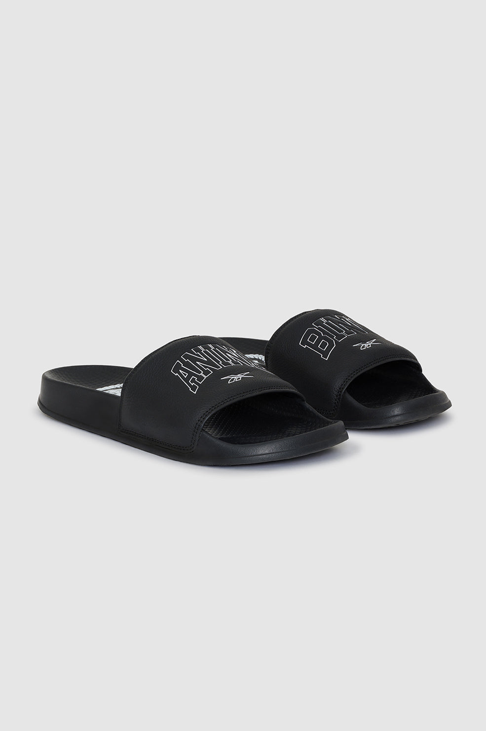 23qty RELIQUAT 50€ / Reebok x ANINE BING Classic Slides - BLACK/WHITE