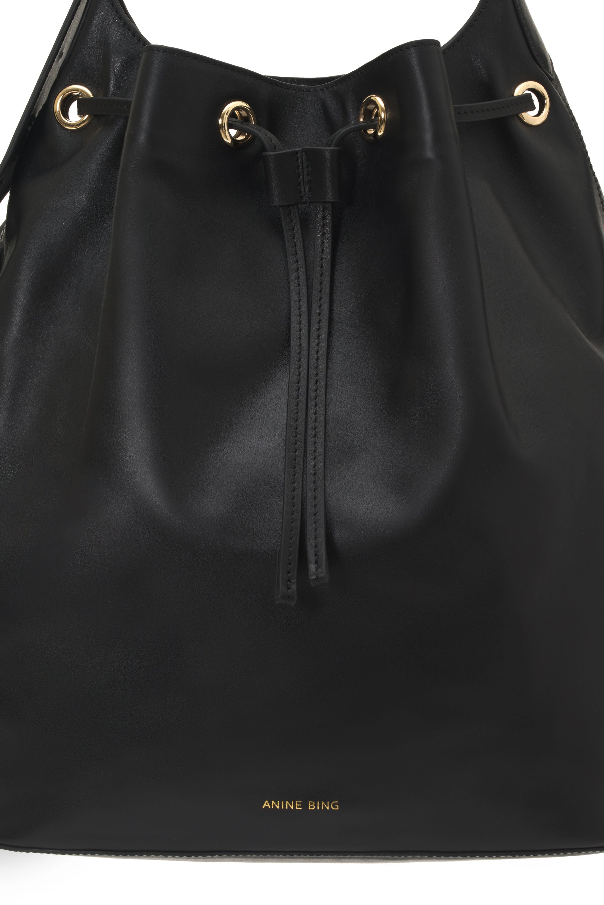 ALANA BUCKET BAG - BLACK