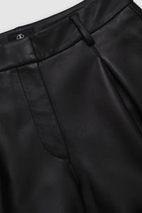 5qty NEW / ALLIE SHORT - BLACK