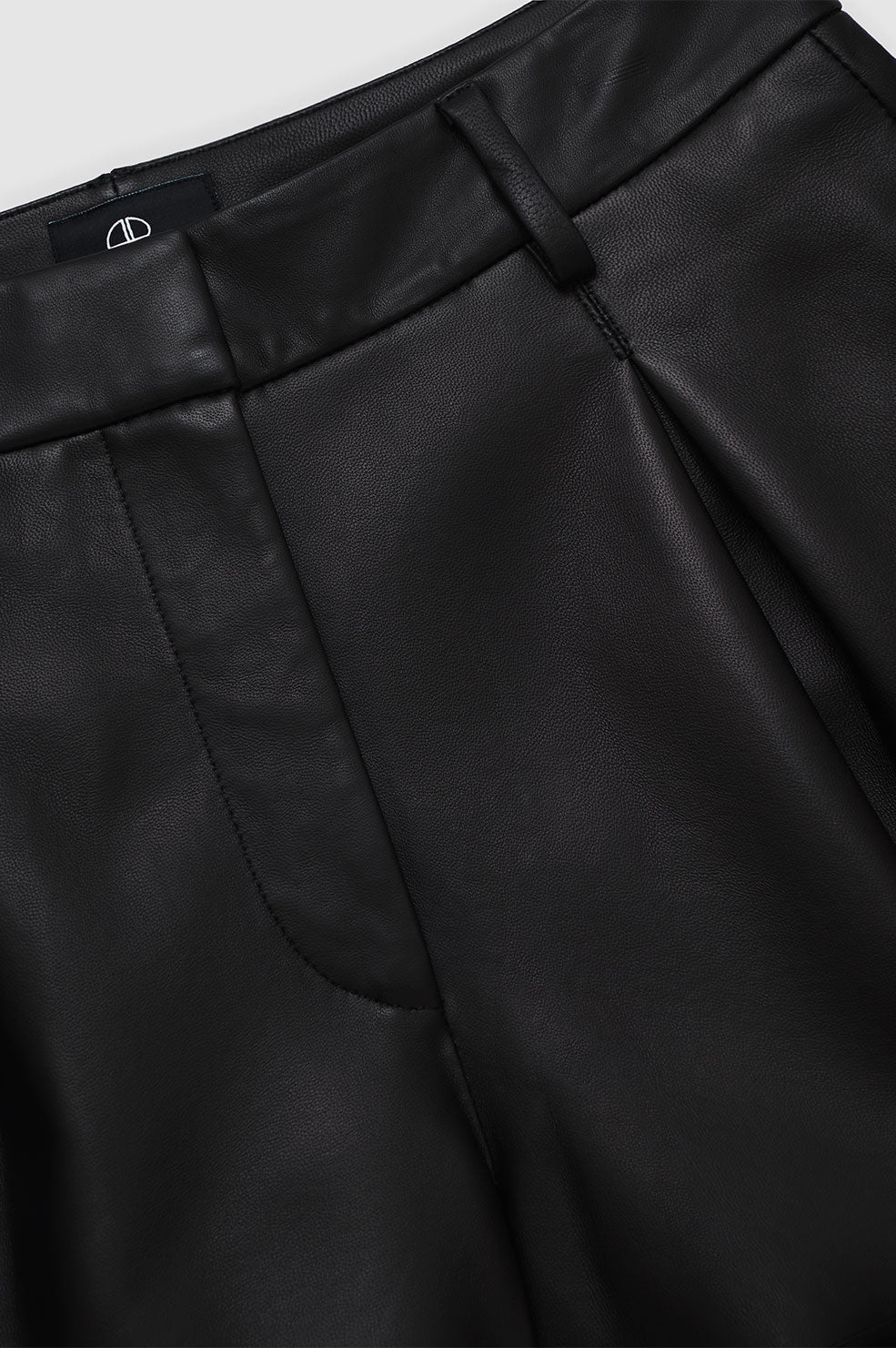 5qty NEW / ALLIE SHORT - BLACK