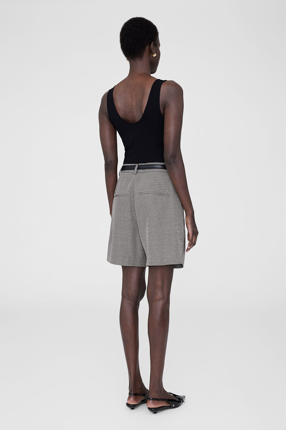 CARRIE SHORT - BLACK AND WHITE MINI HOUNDSTOOTH