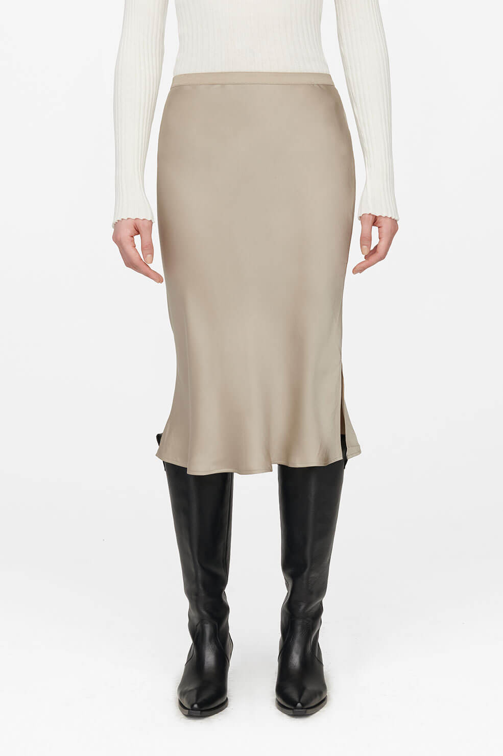 2qty NEW / ERIN SKIRT - BEIGE