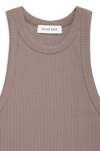 11qty RELIQUAT 50€ / EVA TANK - IRON