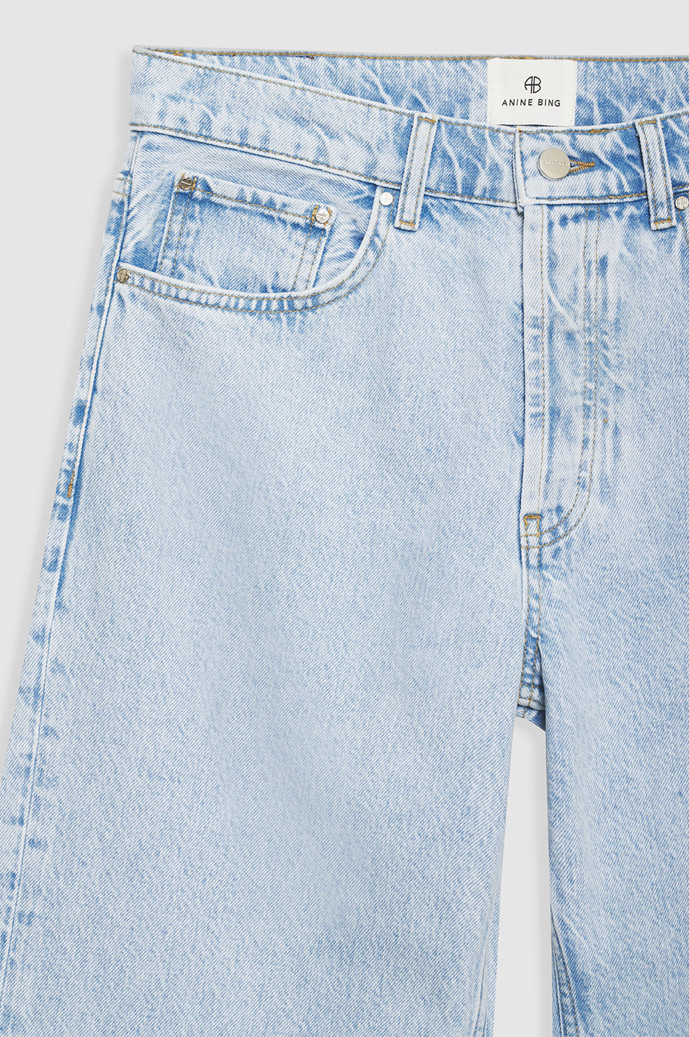 16qty NEW / HUGH JEAN - BLEACHED BLUE