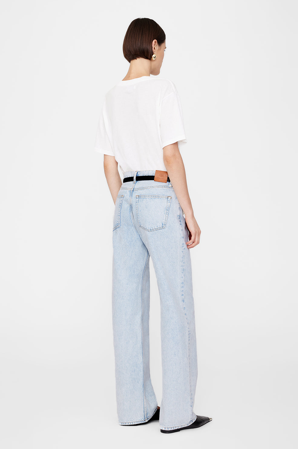 16qty NEW / HUGH JEAN - BLEACHED BLUE