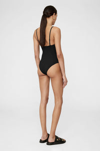 KYLER ONE PIECE - BLACK