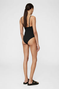 35qty RELIQUAT 65€ / KYLER ONE PIECE - BLACK