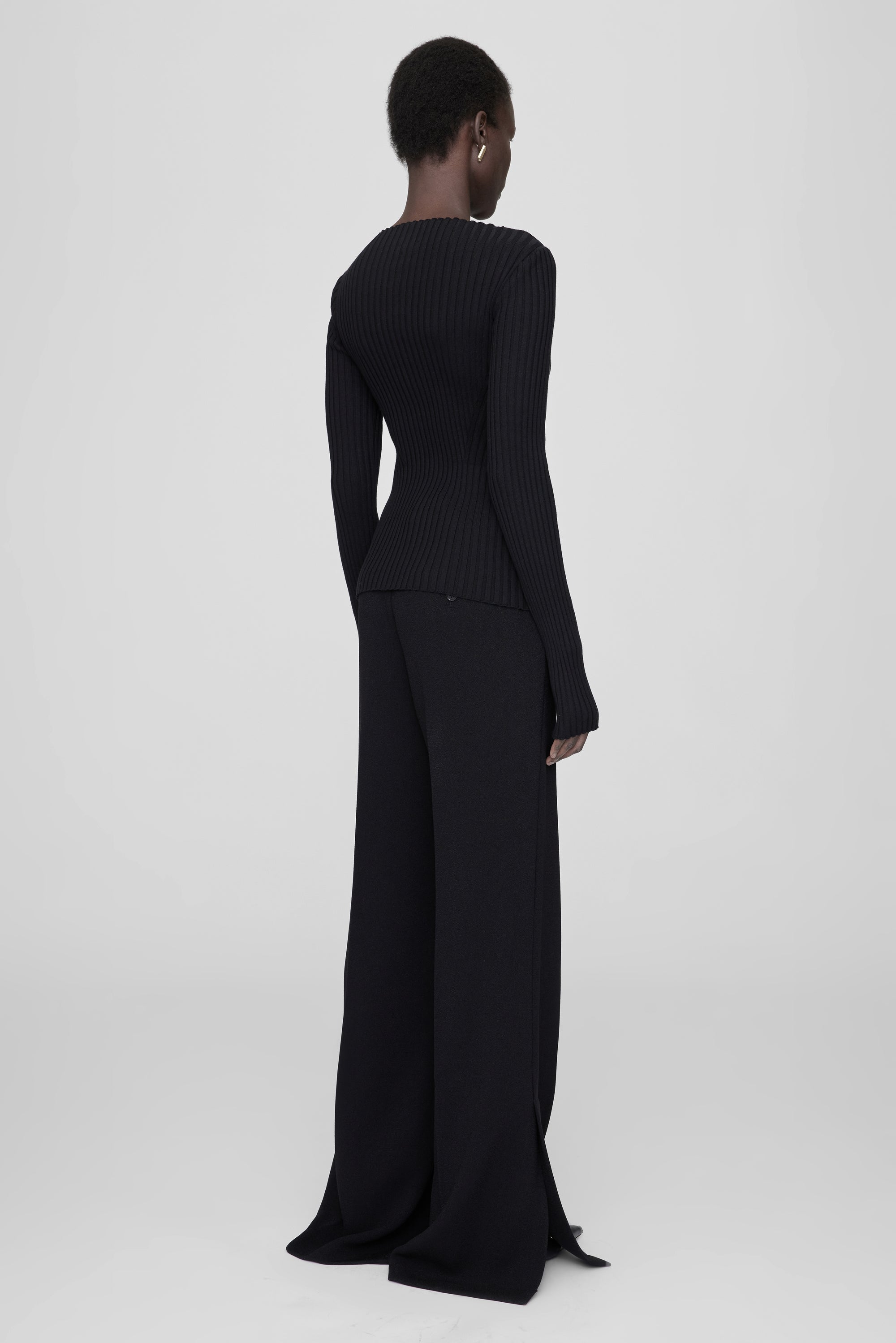 3qty NEW / LORA SWEATER - BLACK