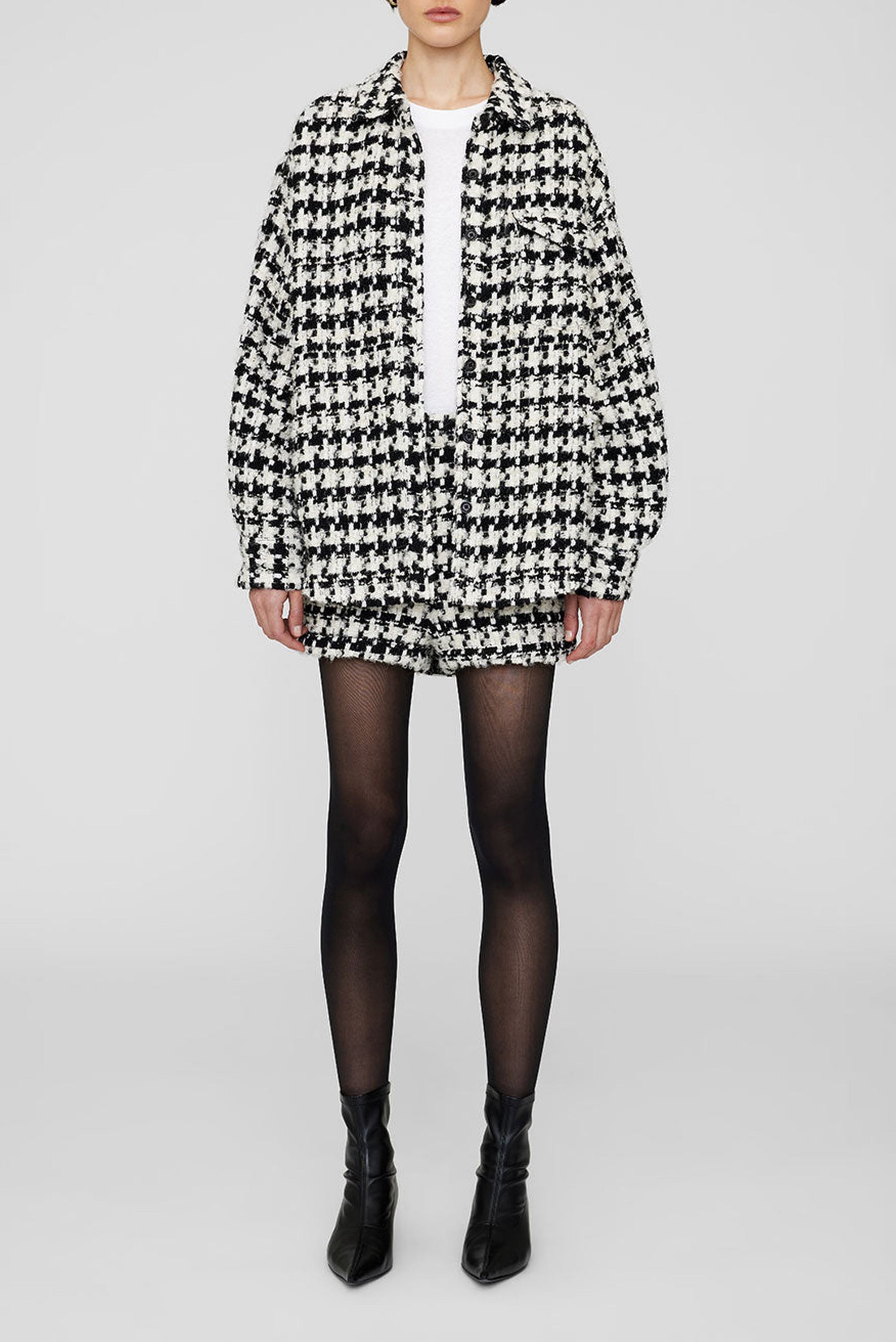 Lyle wool blend mid-rise shorts - Black
