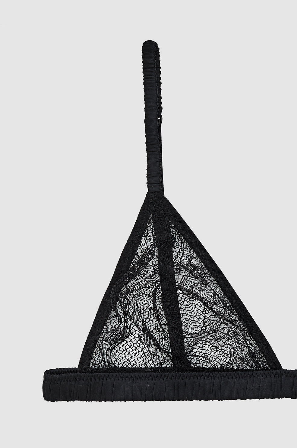 1qty NEW / MADDY BRA - BLACK