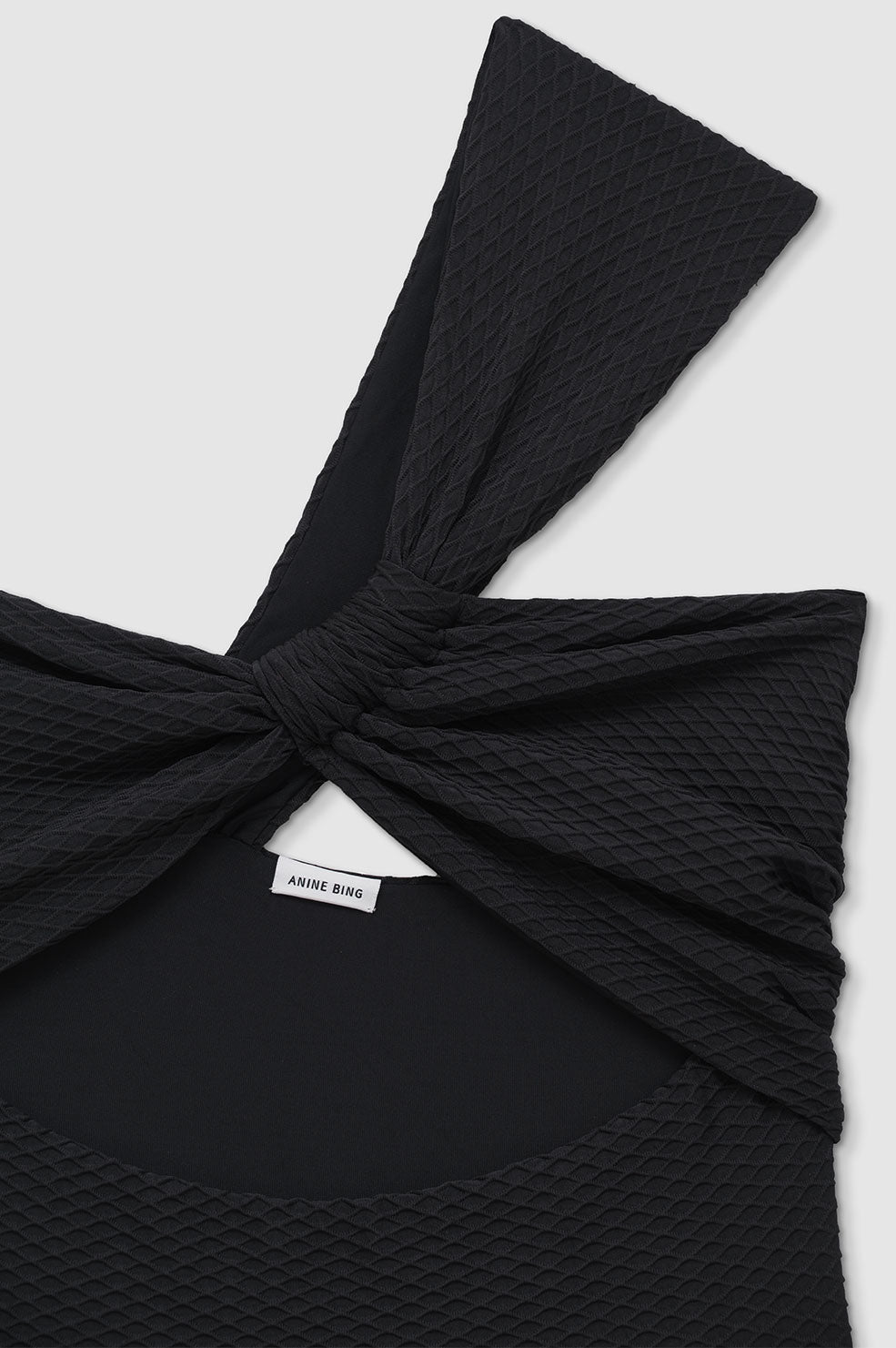 ROUX ONE PIECE - BLACK