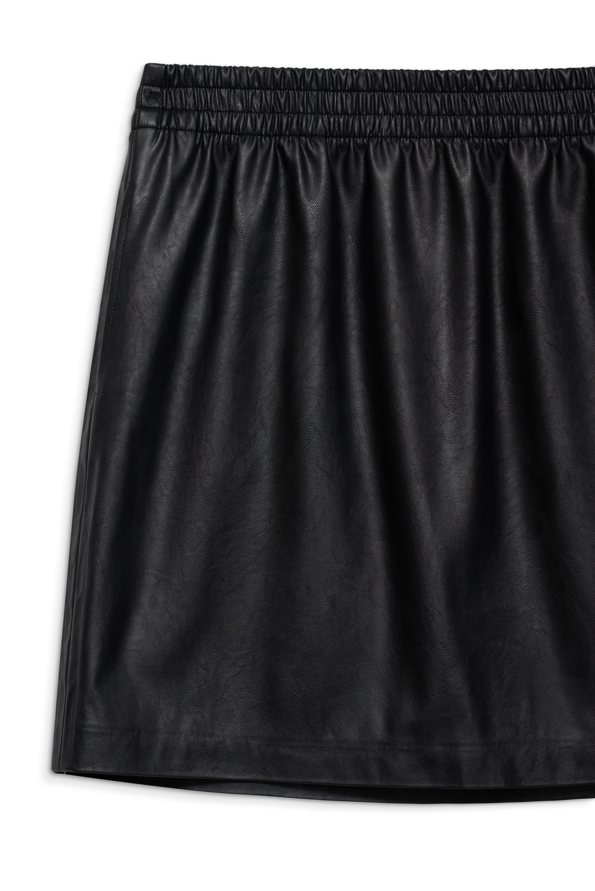4qty RELIQUAT 95€ / SOTO SKIRT - BLACK VEGAN LEATHER