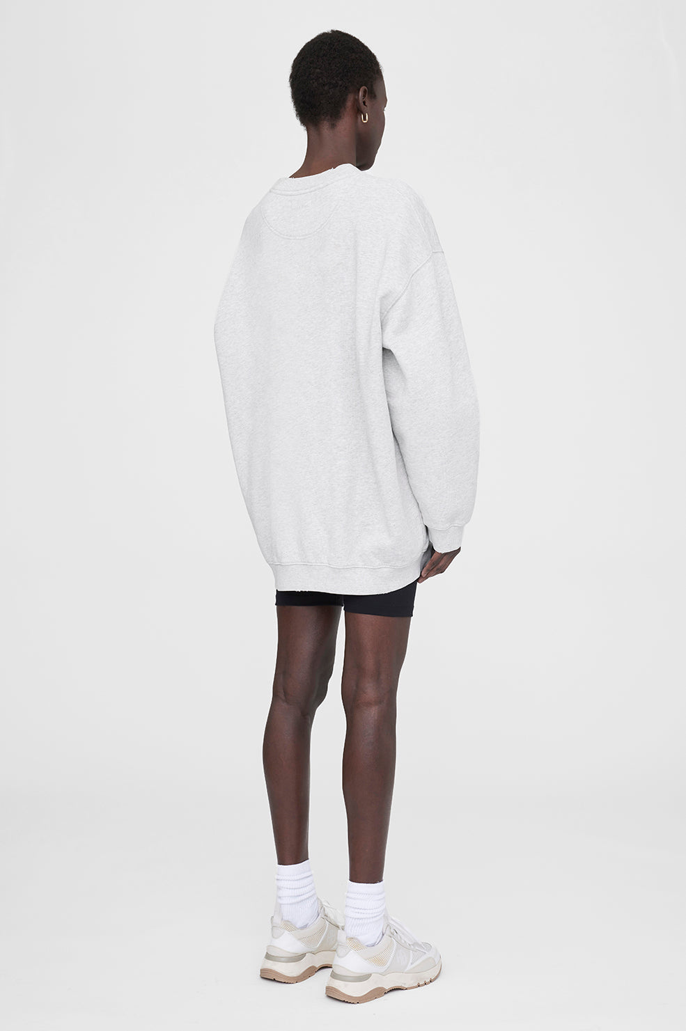 5qty NEW / TYLER SWEATSHIRT - HEATHER GREY