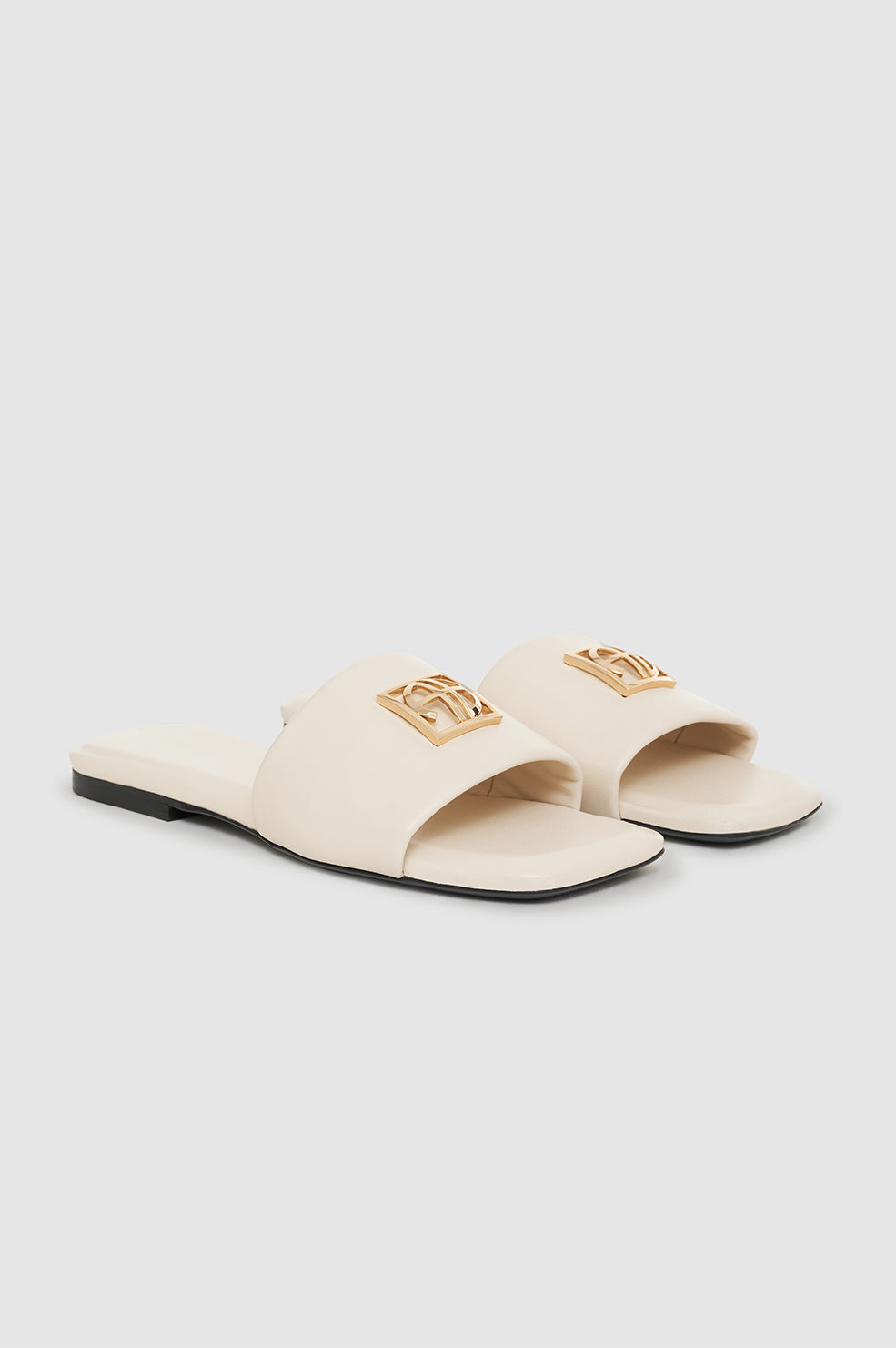 52qty NEW / RIA SLIDES MONOGRAM - IVORY