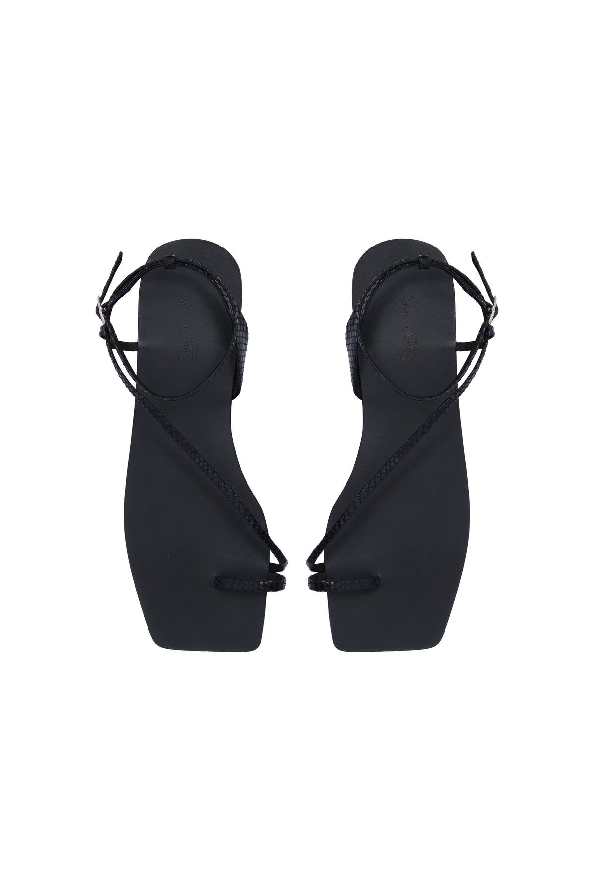 Black / Flamenco Echoes sandal