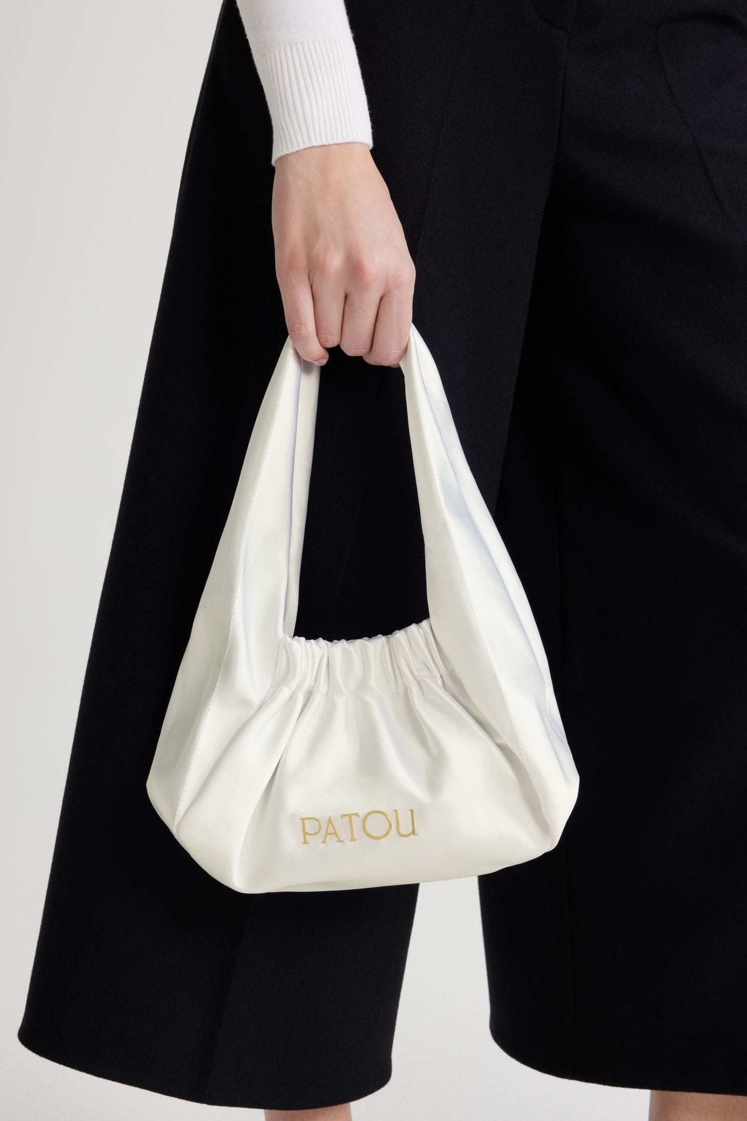 White / Le Biscuit